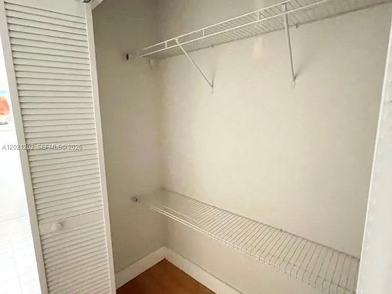 601 NE 36th St #1805 — Photo 12