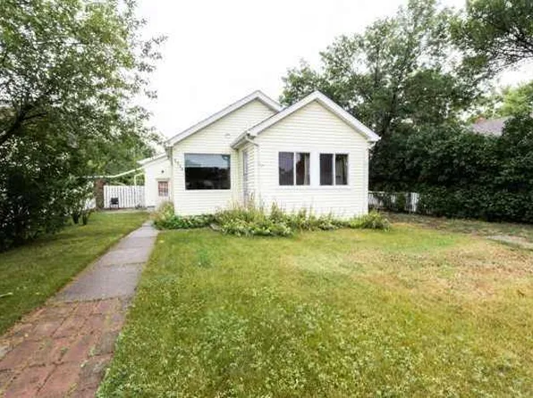 5304 E 56th St, Taber, AB T1G 1L8