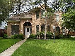 3711 Leadville