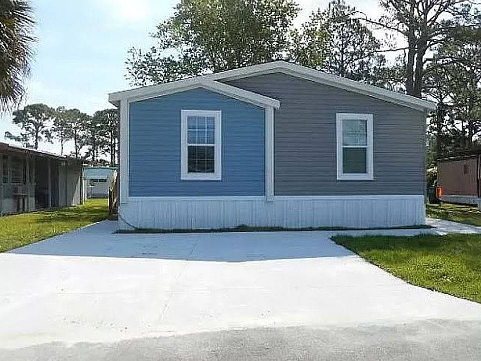 1st image of 57 Phyllis Dr