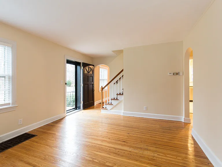 3607 Saint Germaine Ct — Photo 4