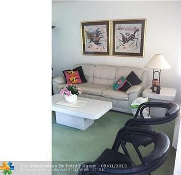 2nd image of 203 Newport Dr #L