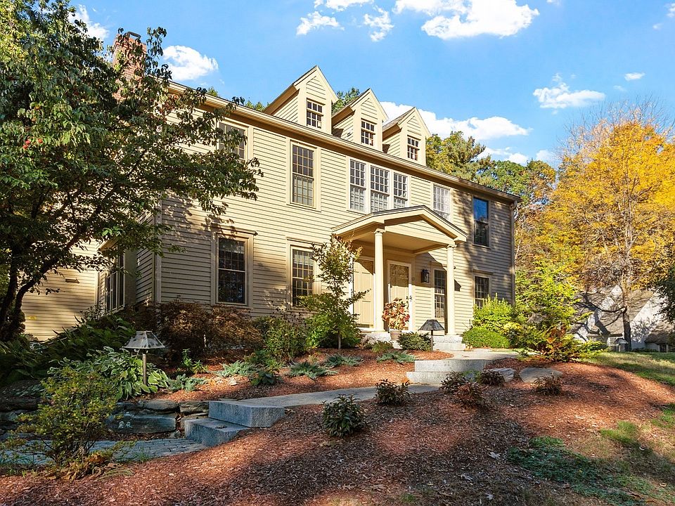 1st image of 69 Royal Fern Dr