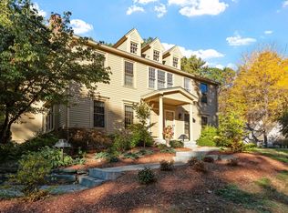 69 Royal Fern Dr, Lunenburg, MA 01462