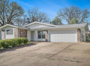 1214 Coronation Dr, Saint Louis, MO