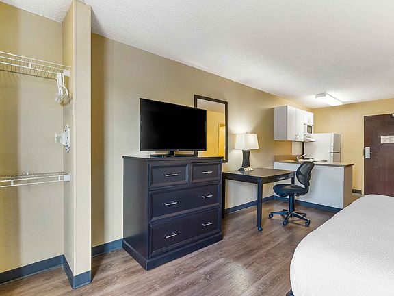 Studio Suite - 1 King Bed