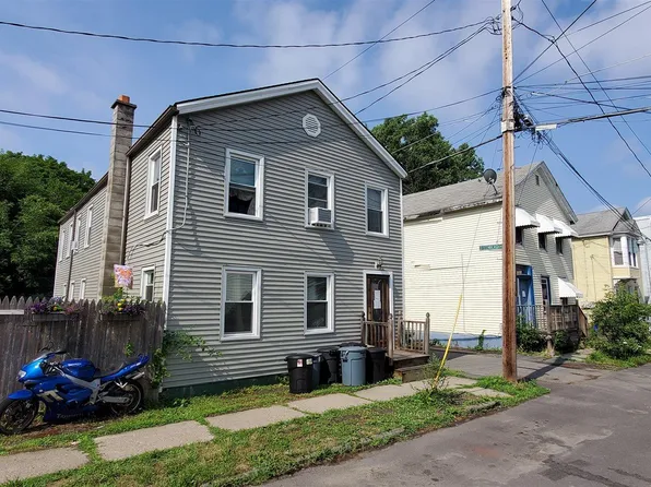 58 Middle St, Waterford, NY 12188