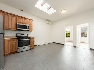 906 Willoughby Ave #2, Brooklyn, NY 11221