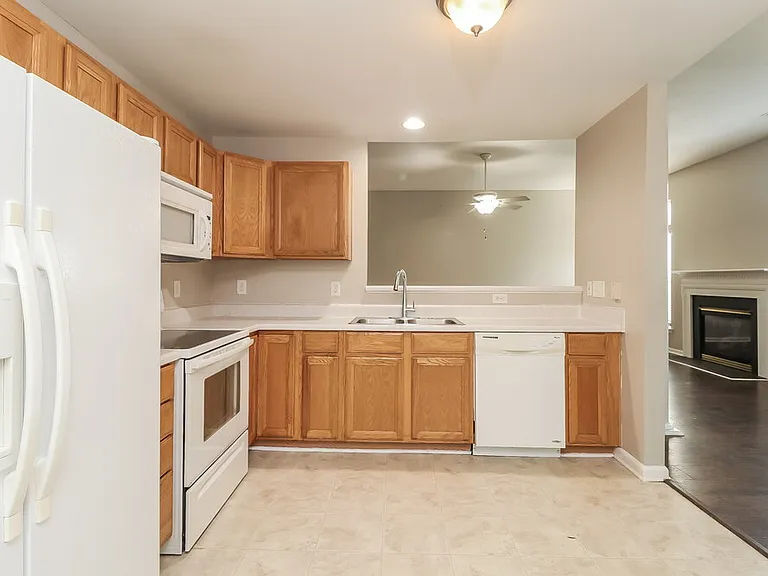11931 Creek Turn Dr — Photo 8