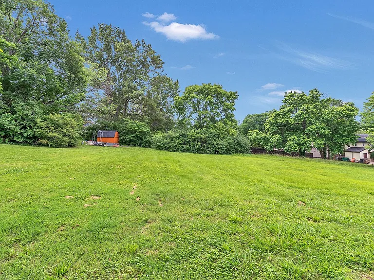 2439 Paulawood Dr — Photo 21