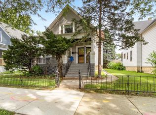 58 W 113th St #2, Chicago, IL 60628