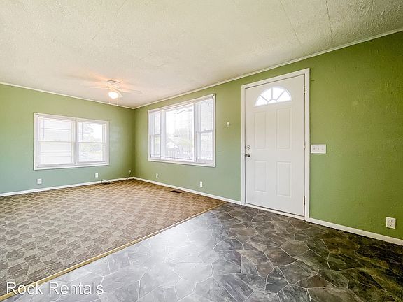 5th image of 629 E Avenue C