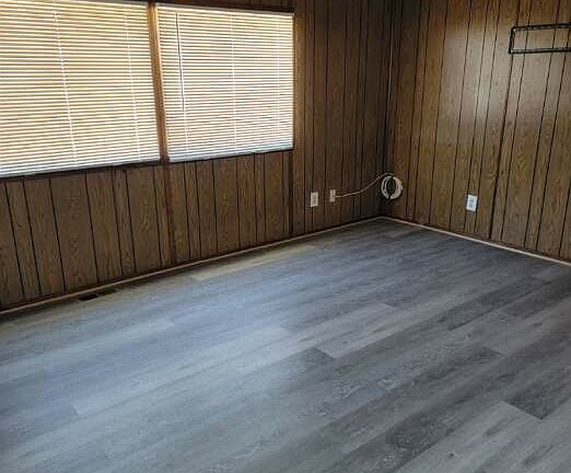 4th image of 2433 Central Ave #17
