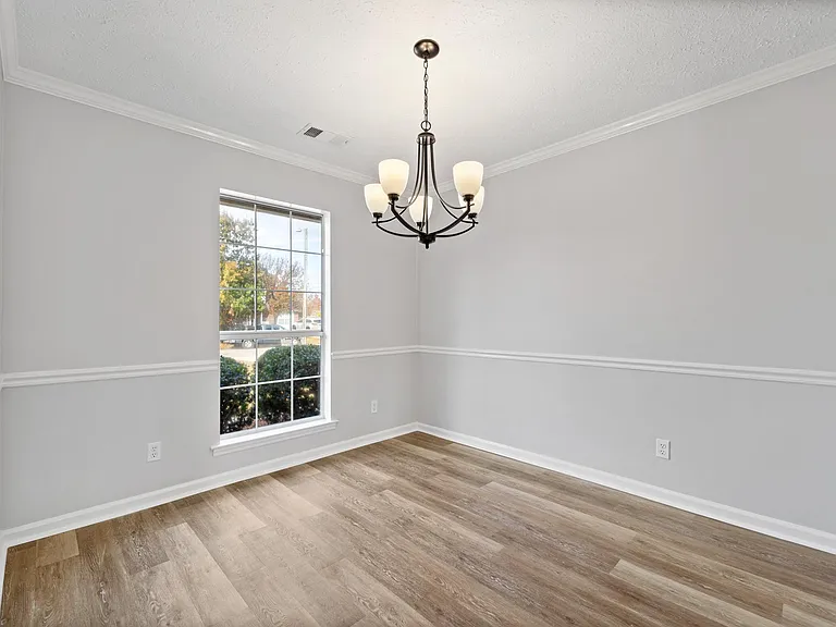 104 Forestay Ct — Photo 6