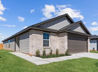 6818 Spur Creek Dr, Rosenberg, TX 77471