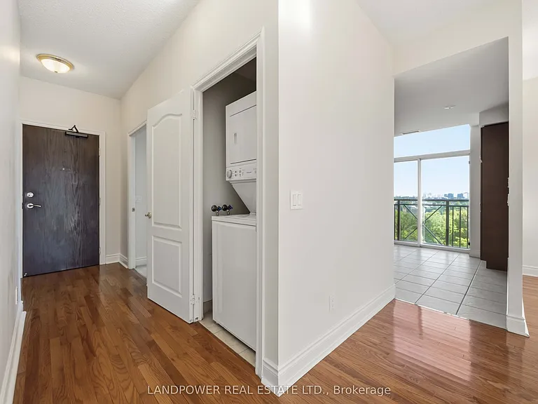 1101 Leslie St #1106 — Photo 8