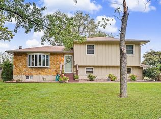 1236 Locust St, Eudora, KS 66025