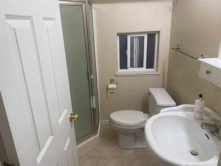 660 Tabor Way — Photo 4
