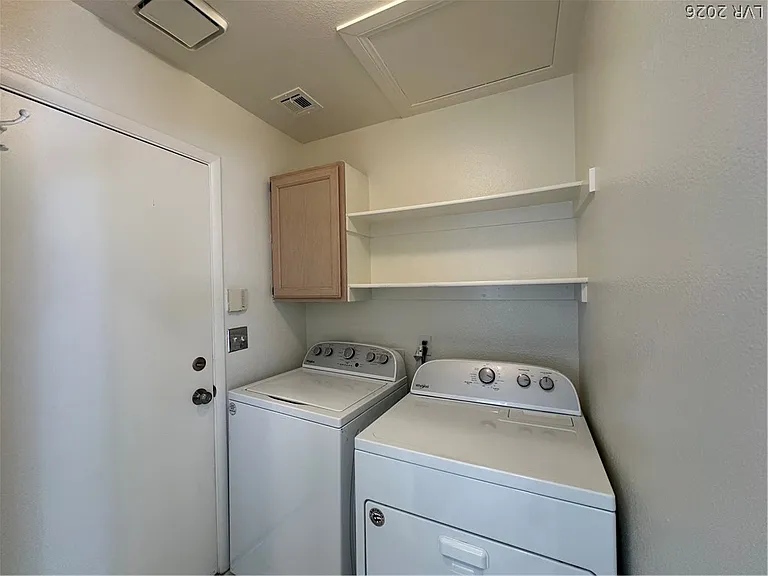 7872 Mount Whitney Cir — Photo 16