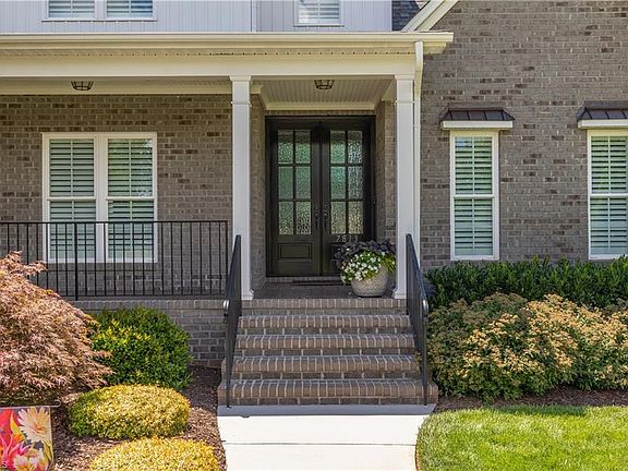 2nd image of 7813 Gatsby Pl