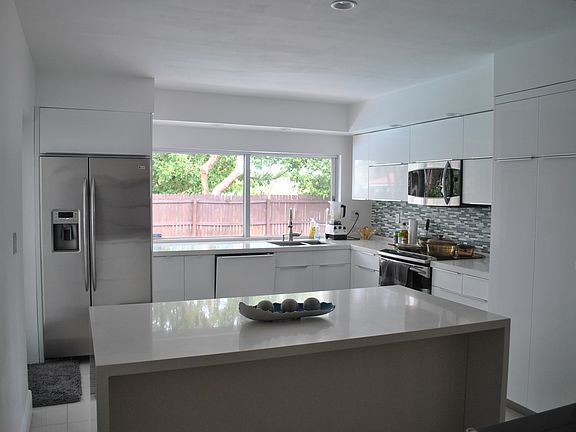 Kitchen - Waterfall Quartz I