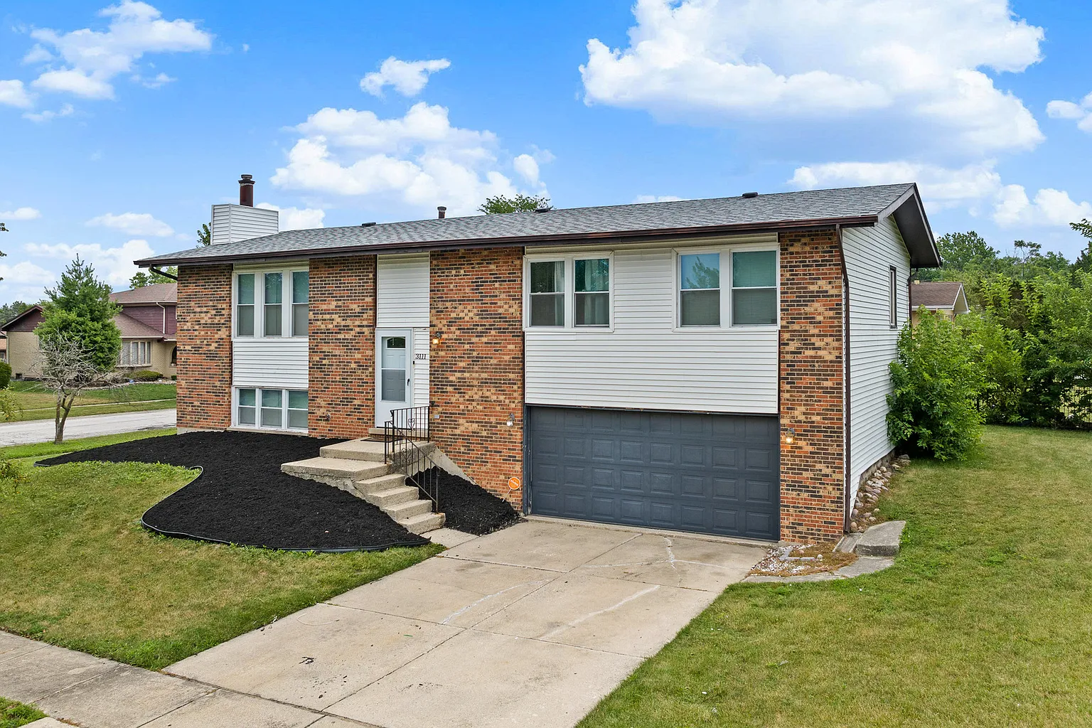 3111 Smoke Tree Ct photo 1
