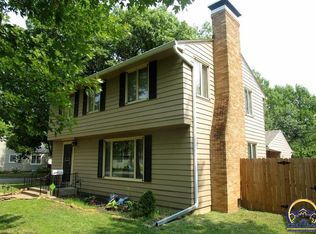 900 SW Anderson Ter, Topeka, KS 66606