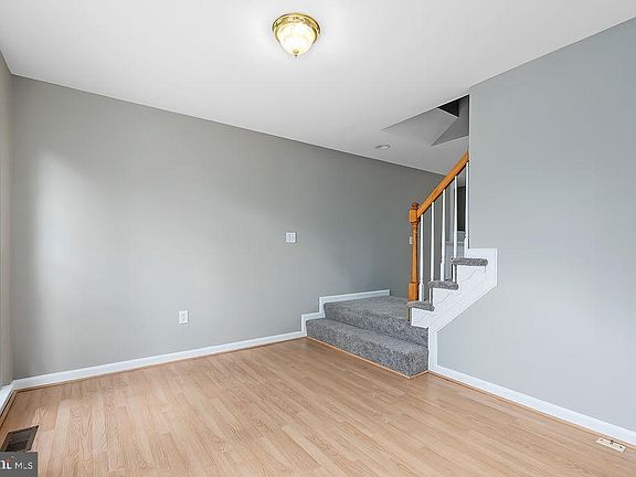 2nd image of 11605 Silverleaf Ln