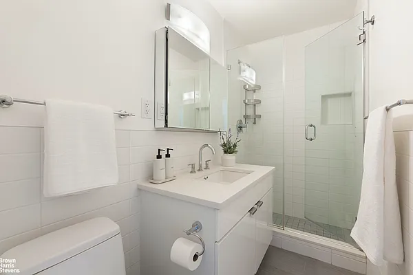 Sold by Brown Harris Stevens | media 17