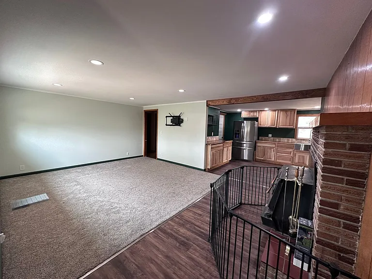 513 SE 12th Dr — Photo 16