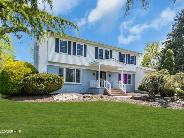 8 Glendale Drive, Manalapan, NJ 07726