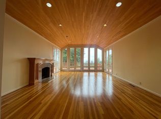 15480 Peach Hill Rd, Saratoga, CA 95070