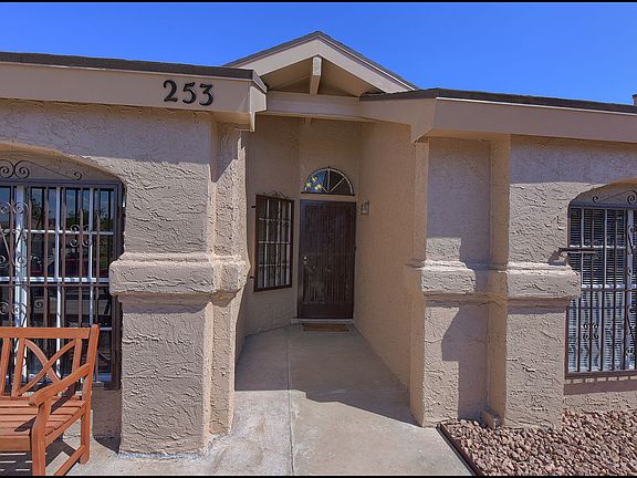 3rd image of 253 Arisano Dr