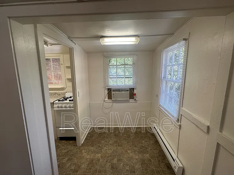 4550 Rogue River Hwy #6 — Photo 15
