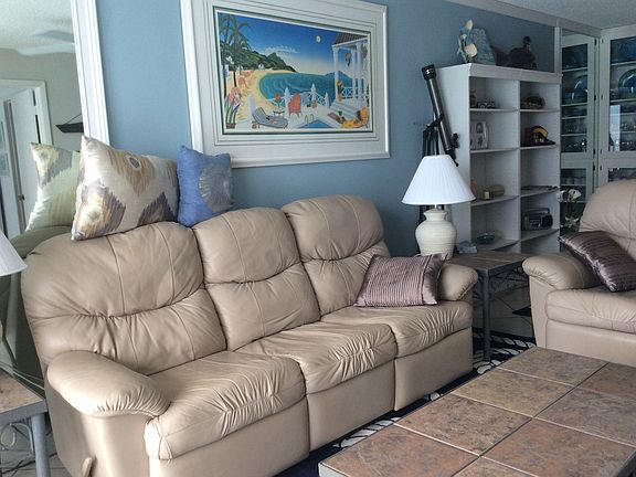 3rd image of 7430 S Ocean Dr APT 820