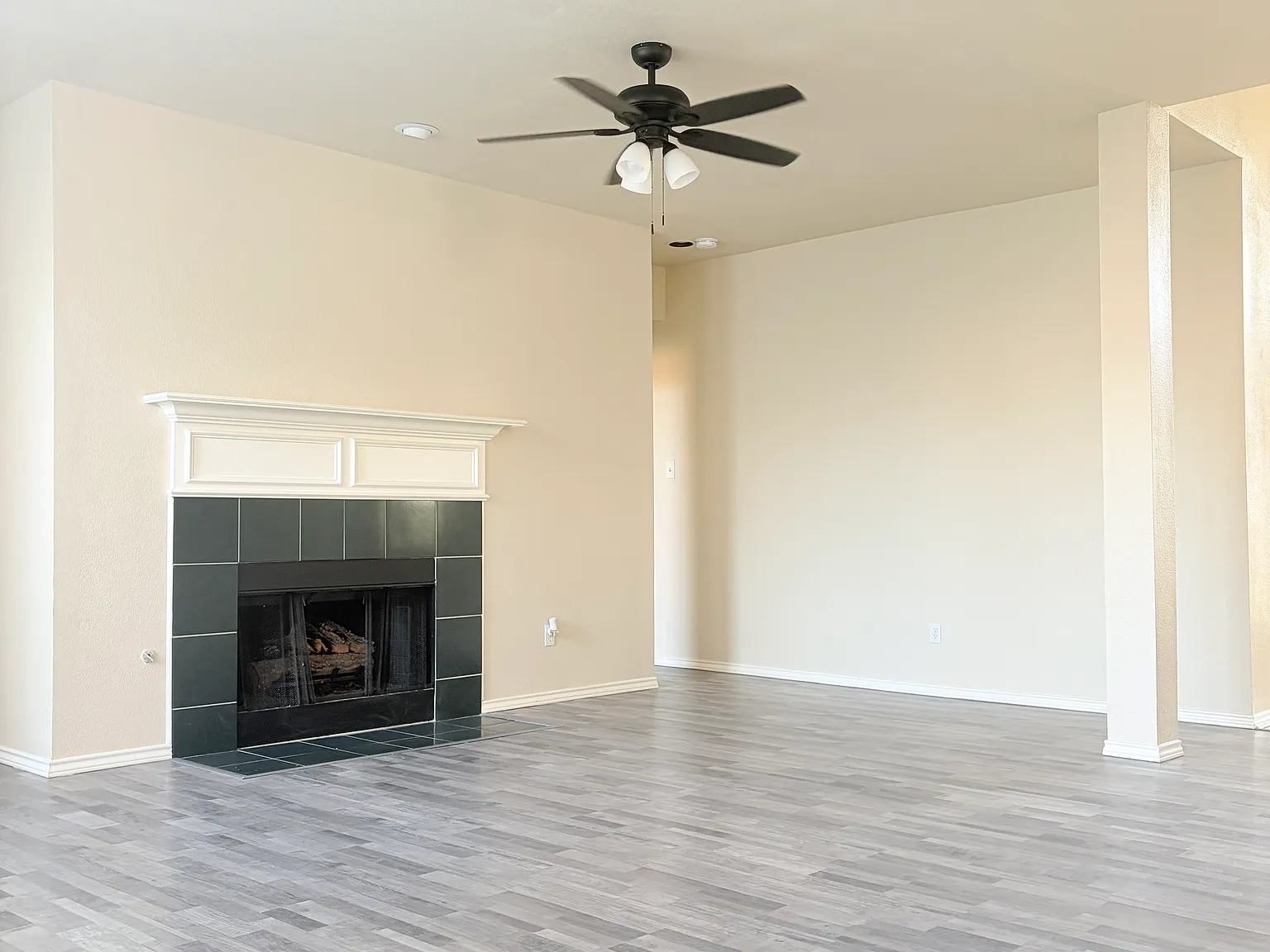 5 bed, 2.5 bath, 3049 sqft, $3,100 — Photo 3