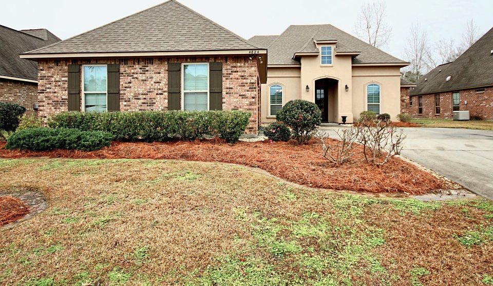 1st image of 4824 Woodstock Way Dr