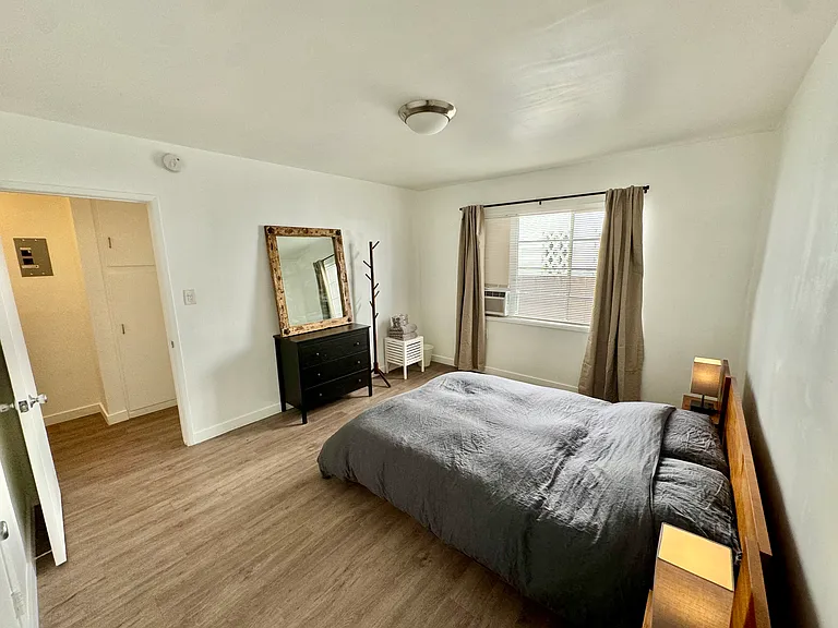 8277 W Fountain Ave #4 — Photo 12