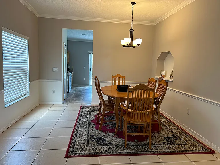 209 Strathmore Cir — Photo 24