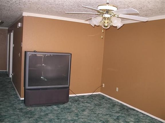 2nd image of 1110 Cottonwood Ct SE