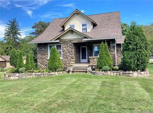 298 S Middletown Rd, Nanuet, NY 10954