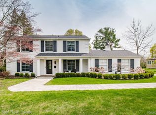 3501 Bradway Blvd, Bloomfield Hills, MI 48301