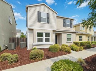 8128 Emmy Willow Ln, Sacramento, CA 95828
