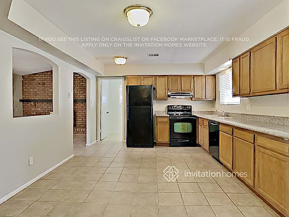 5th image of 130 W Bluefield Ave