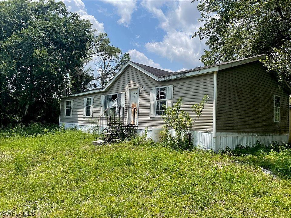 2nd image of 610 S Fronda St
