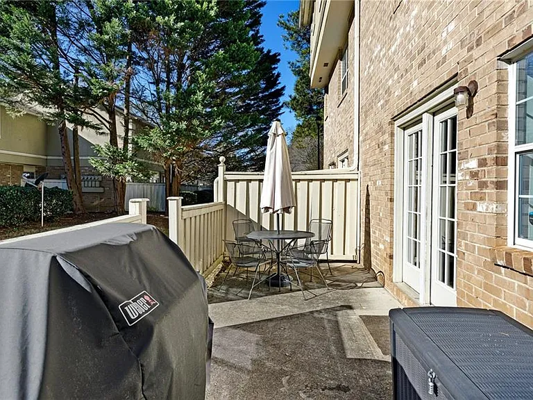 6900 Roswell Rd #3-E — Photo 28
