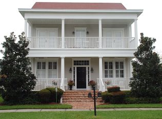 819 Oak Shadows Rd, Celebration, FL 34747