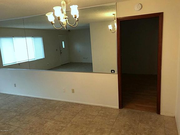 4th image of 1104 Kane Dr