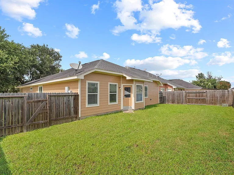 19651 Plantation Grove Trl — Photo 30