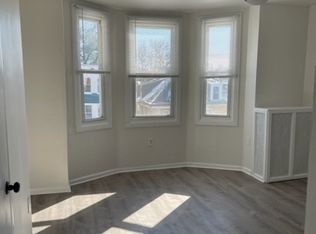35 W Logan St FLOOR 3, Philadelphia, PA 19144